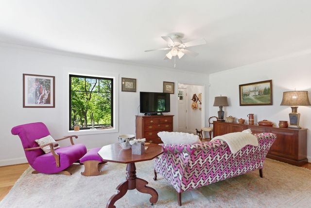 6166 Greenwich Pike, Lexington, KY 40511