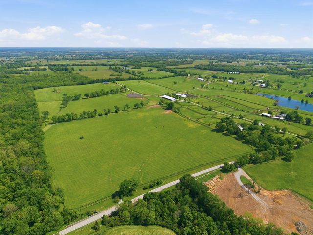 6166 Greenwich Pike, Lexington, KY 40511