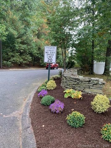 69 Belvedere Drive 69, Tolland, CT 06084