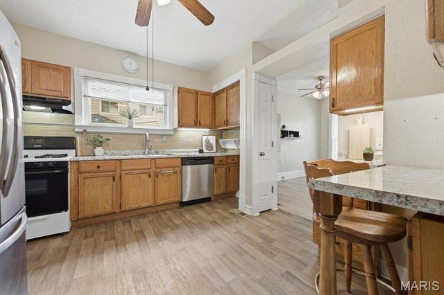 4158 Schiller Place, St Louis, MO 63116