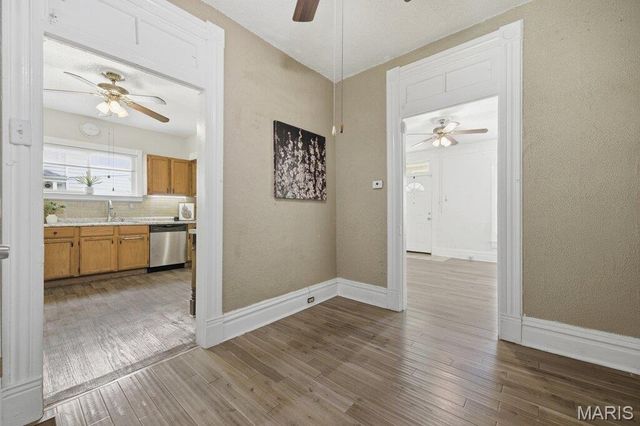 4158 Schiller Place, St Louis, MO 63116