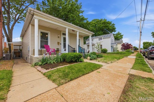 4158 Schiller Place, St Louis, MO 63116