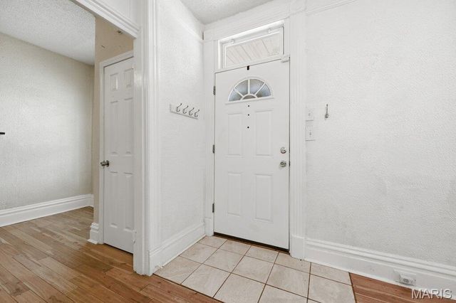 4158 Schiller Place, St Louis, MO 63116