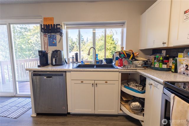 1743 Lafayette Street S, Parkland, WA 98444