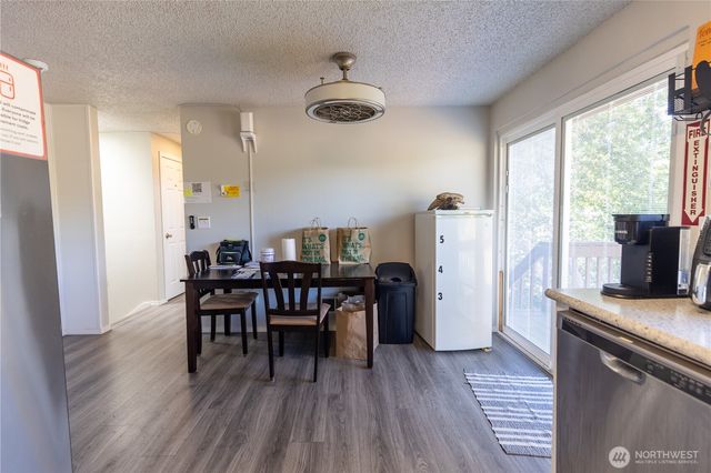 1743 Lafayette Street S, Parkland, WA 98444