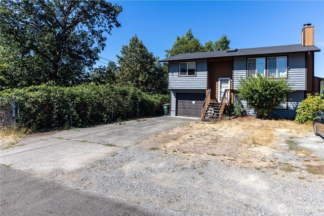 1743 Lafayette Street S, Parkland, WA 98444