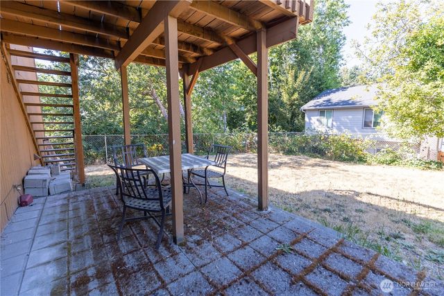 1743 Lafayette Street S, Parkland, WA 98444