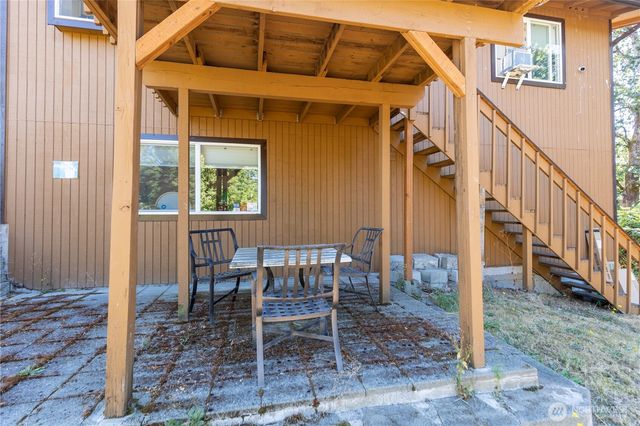 1743 Lafayette Street S, Parkland, WA 98444