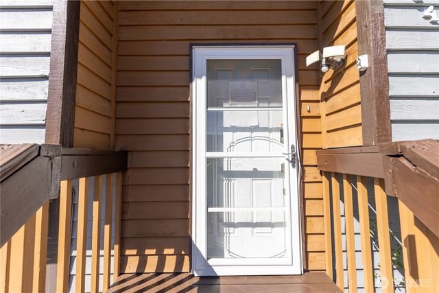 1743 Lafayette Street S, Parkland, WA 98444