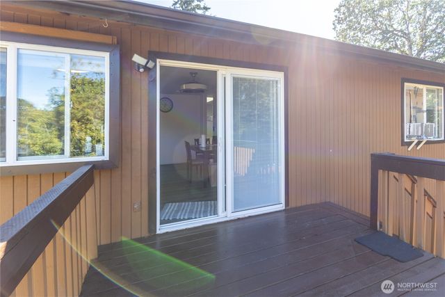 1743 Lafayette Street S, Parkland, WA 98444