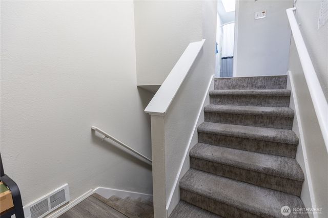 1743 Lafayette Street S, Parkland, WA 98444