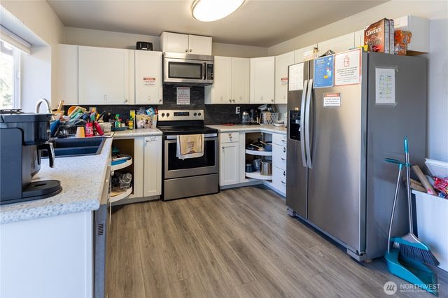 1743 Lafayette Street S, Parkland, WA 98444