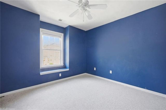 324 Hillside TER, Newport News, VA 23602