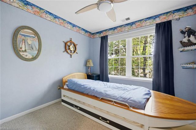324 Hillside TER, Newport News, VA 23602