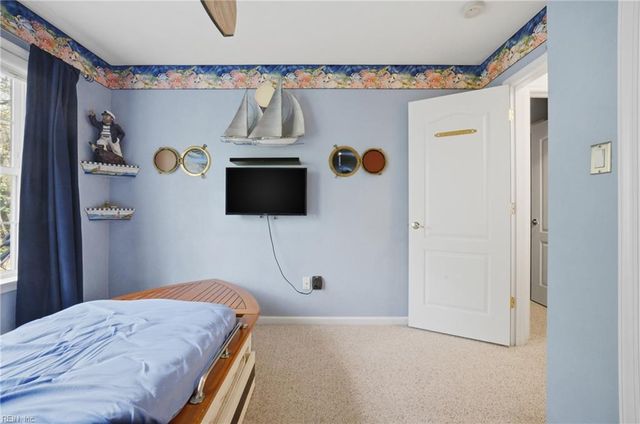 324 Hillside TER, Newport News, VA 23602