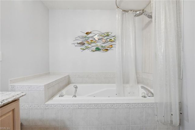 324 Hillside TER, Newport News, VA 23602