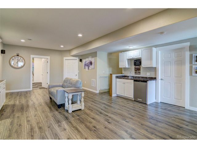 42105 Plantation Cir, Elizabeth, CO 80107