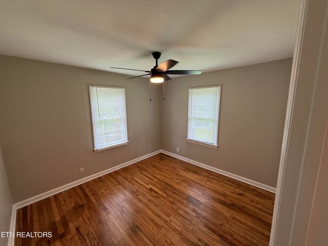 5112 Rockcrest Rd, Knoxville, TN 37918