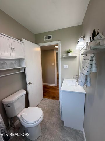 5112 Rockcrest Rd, Knoxville, TN 37918