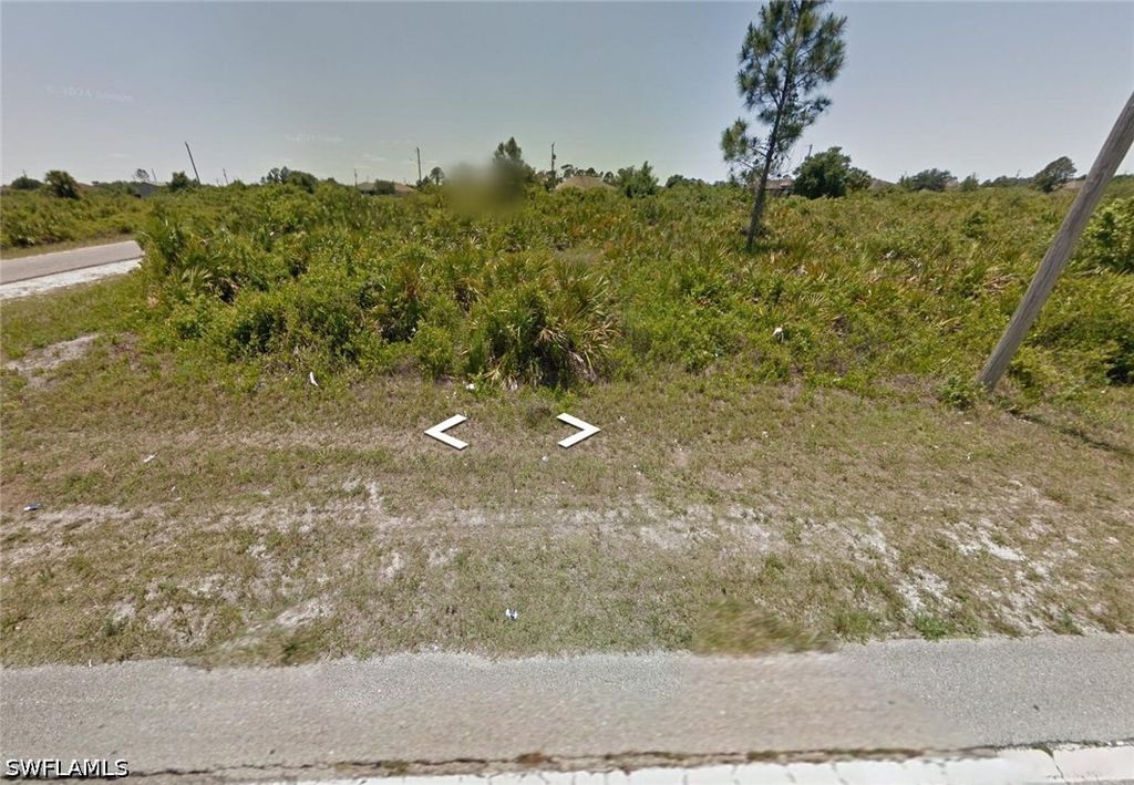 3119 8th ST SW, Lehigh Acres, FL 33976
