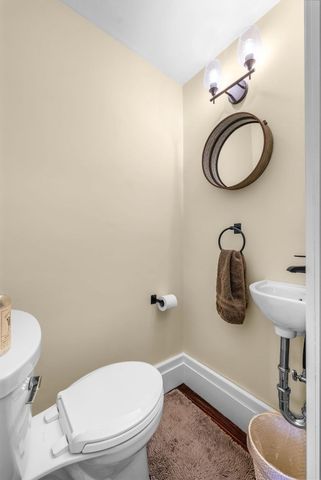 20 Paddocks Path, East Dennis, MA 02641