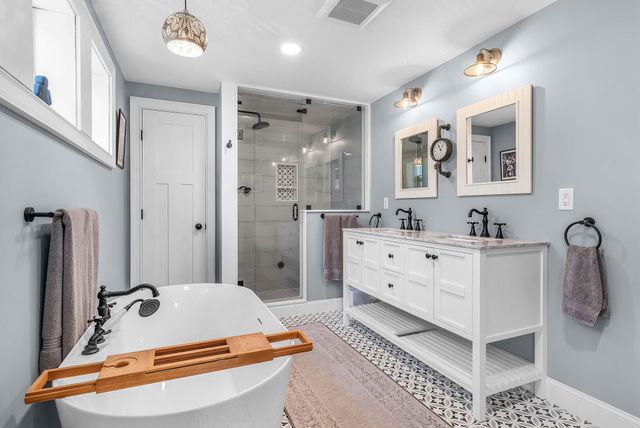 20 Paddocks Path, East Dennis, MA 02641