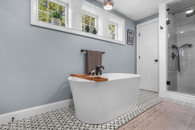 20 Paddocks Path, East Dennis, MA 02641