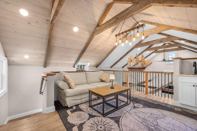 20 Paddocks Path, East Dennis, MA 02641