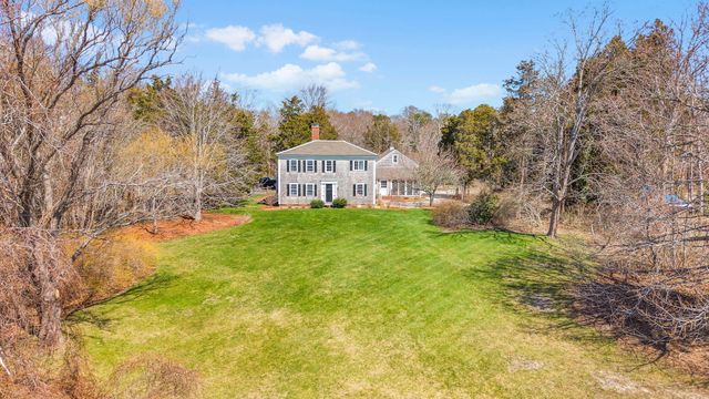 20 Paddocks Path, East Dennis, MA 02641