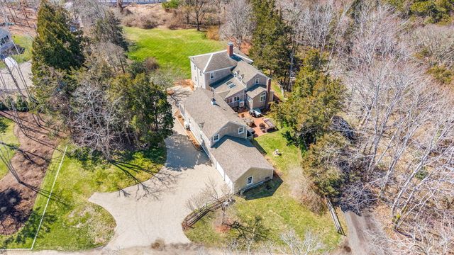 20 Paddocks Path, East Dennis, MA 02641