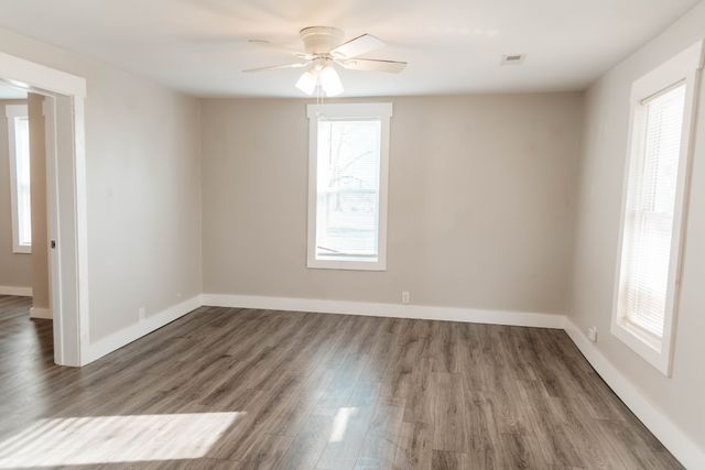 2470 Hinton Rd, Clarksville, TN 37043