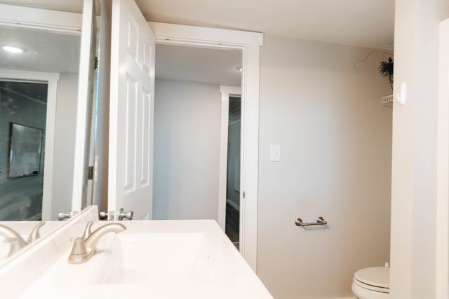 2470 Hinton Rd, Clarksville, TN 37043