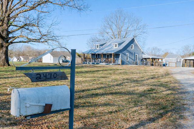 2470 Hinton Rd, Clarksville, TN 37043