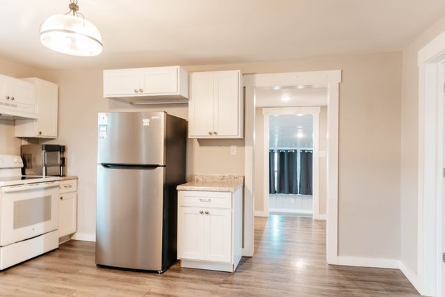 2470 Hinton Rd, Clarksville, TN 37043