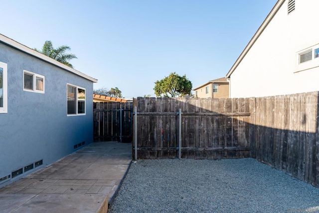 1177 Georgia, Imperial Beach, CA 91932
