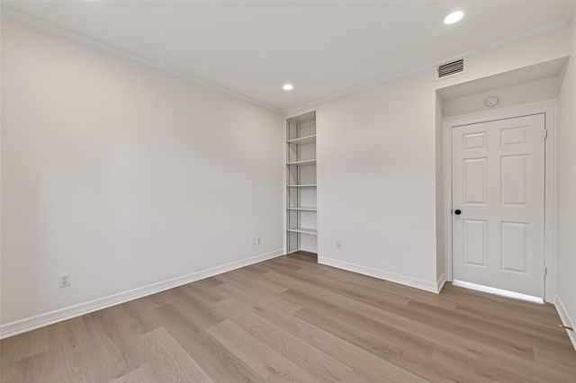 14139 Swallowfield Drive, Houston, TX 77077