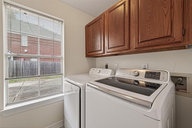 14139 Swallowfield Drive, Houston, TX 77077