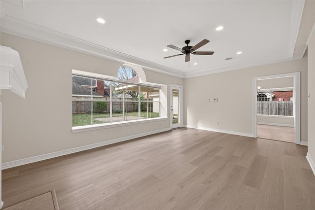 14139 Swallowfield Drive, Houston, TX 77077