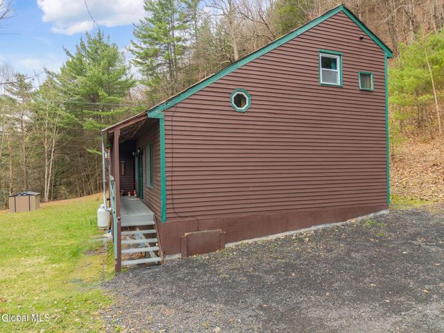 777 Ecker Hollow Road, Middleburgh, NY 12157