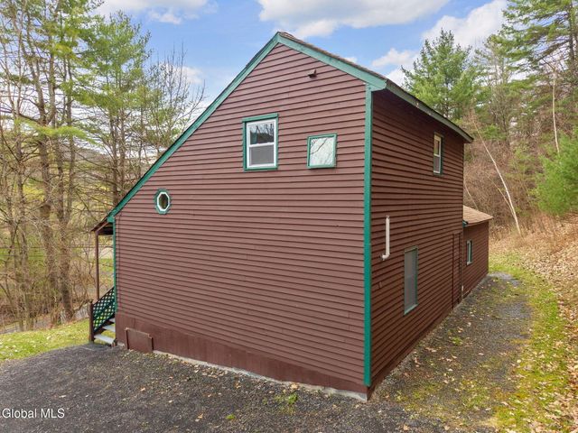 777 Ecker Hollow Road, Middleburgh, NY 12157