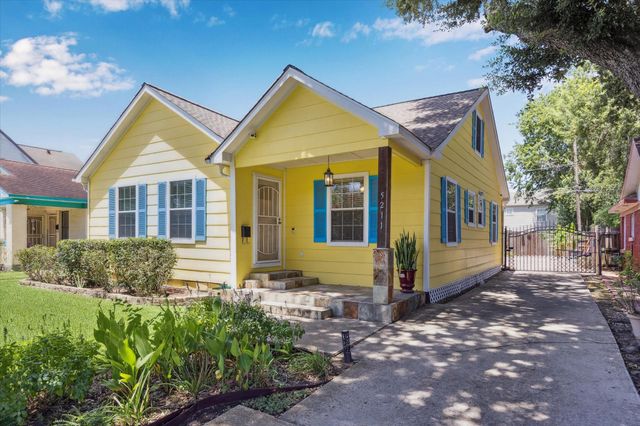 5211 Mulford Street, Houston, TX 77023
