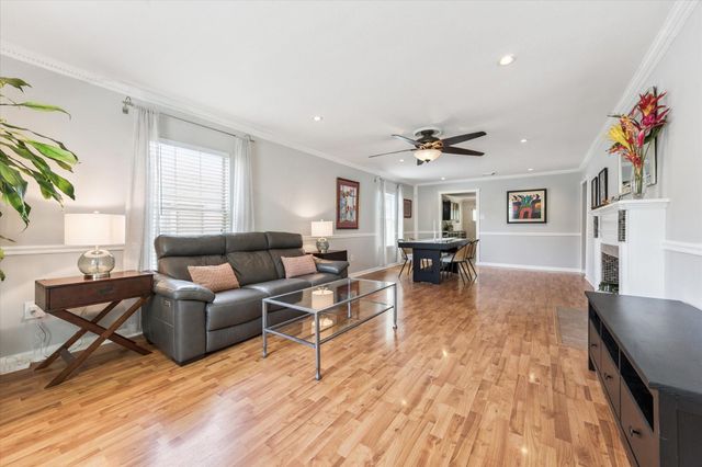 5211 Mulford Street, Houston, TX 77023