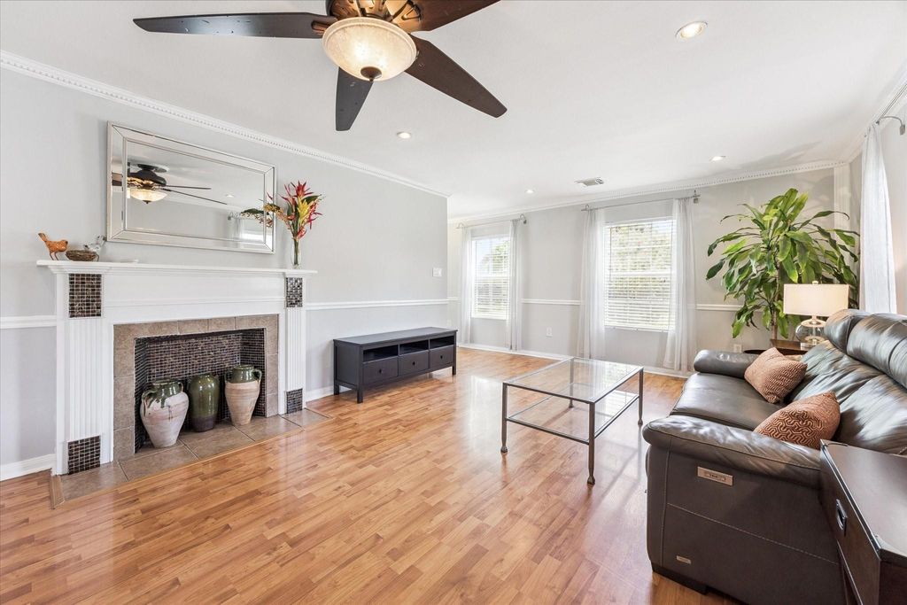 5211 Mulford Street, Houston, TX 77023