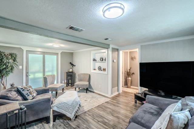 6017 E Hwy 67, Alvarado, TX 76009
