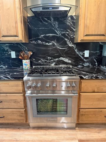 3911 Noble Ct, Sacramento, CA 95821
