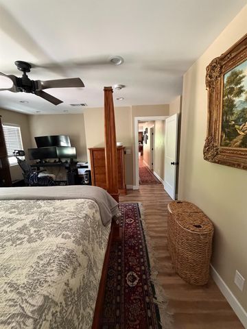 3911 Noble Ct, Sacramento, CA 95821