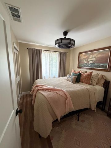 3911 Noble Ct, Sacramento, CA 95821