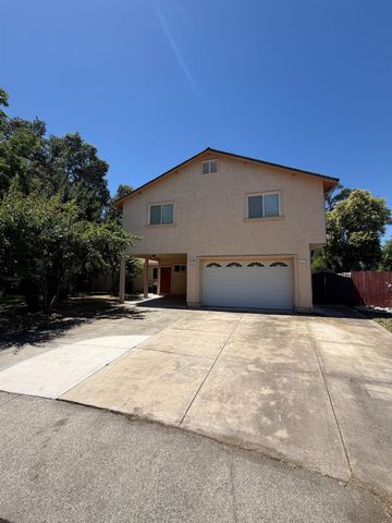 3911 Noble Ct, Sacramento, CA 95821