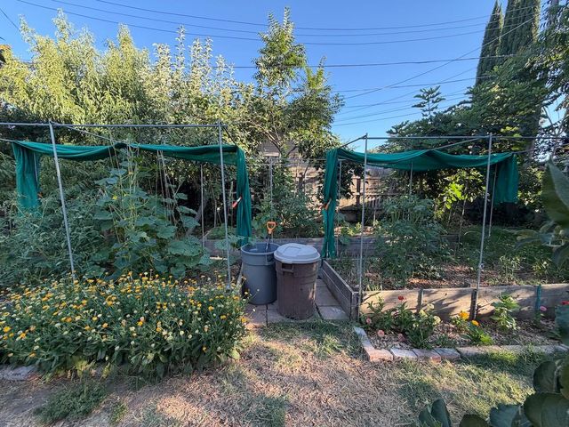 3911 Noble Ct, Sacramento, CA 95821
