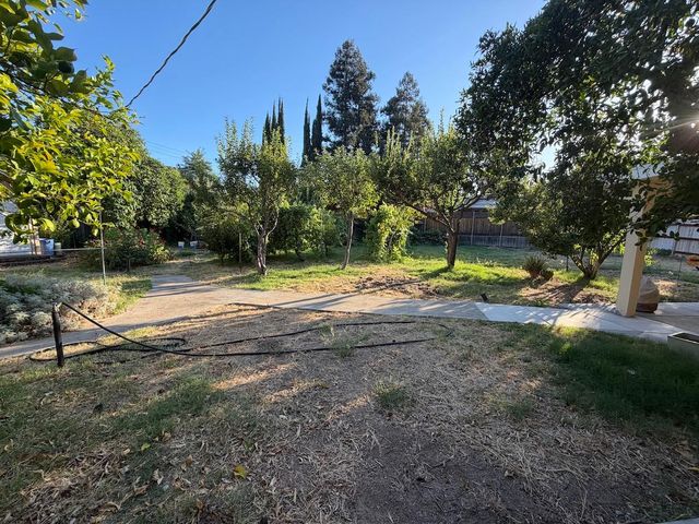3911 Noble Ct, Sacramento, CA 95821